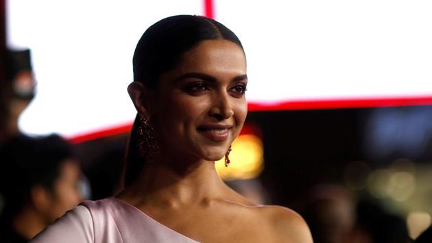 Deepika Padukone poses at the premiere of xXx: Return of Xander Cage in Hollywood, Los Angeles.(REUTERS) Deepika Padukone poses at the premiere of xXx: Return of Xander Cage in Hollywood, Los Angeles.(REUTERS)