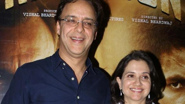 Vidhu Vinod Chopra and wife Anupama Chopra at the special screening of Rangoon. (IANS) Vidhu Vinod Chopra and wife Anupama Chopra at the special screening of Rangoon. (IANS)
