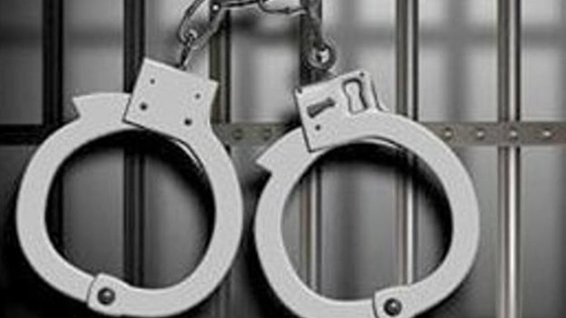 The case was registered on complaint of Deepti, resident of Chandigarh who alleged that the couple told her that they were making a Punjabi film “Ek Duje Vaste” in which Amitabh Bachchan would also appear and promised her a role . The case was registered on complaint of Deepti, resident of Chandigarh who alleged that the couple told her that they were making a Punjabi film “Ek Duje Vaste” in which Amitabh Bachchan would also appear and promised her a role .