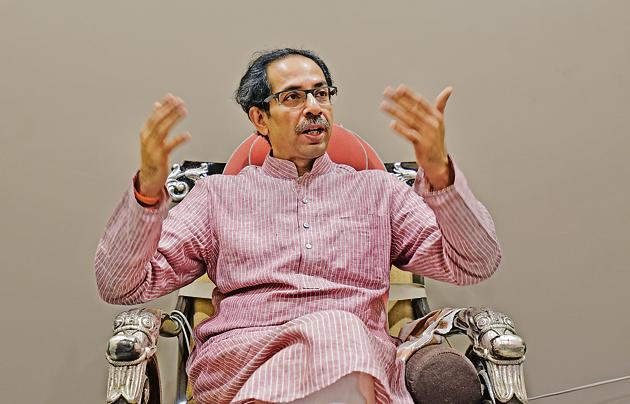 In an editorial in the party’s mouthpiece publication, Saamana, the Shiv Sena categorically said the Brihanmumbai Municipal Corporation (BMC) will only see a Shiv Sena mayor and the battle is not just about winning power, but about religion, thoughts and Maharashtra’s identity.(HT File)