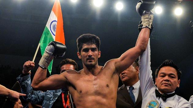 Vijender Singh (C) will not be facing Zulpikar Miamiatiali of China in his next bout.(AFP)