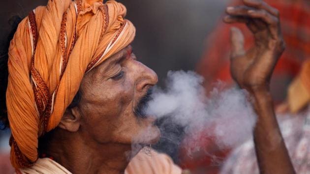 A Hindu holy man, or sadhu, smokes marijuana at the premises of Pashupatinath Temple on the eve of Shivaratri festival in Kathmandu, Nepal February 23, 2017. REUTERS/Navesh Chitrakar (REUTERS) A Hindu holy man, or sadhu, smokes marijuana at the premises of Pashupatinath Temple on the eve of Shivaratri festival in Kathmandu, Nepal February 23, 2017. REUTERS/Navesh Chitrakar (REUTERS)