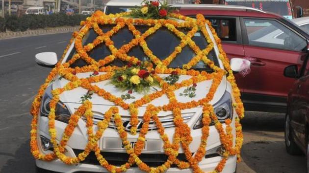 The groom allegedly demanded a car worth Rs5 to 7 lakh apart from Rs5 lakh in cash.(Representative Photo/HT) The groom allegedly demanded a car worth Rs5 to 7 lakh apart from Rs5 lakh in cash.(Representative Photo/HT)