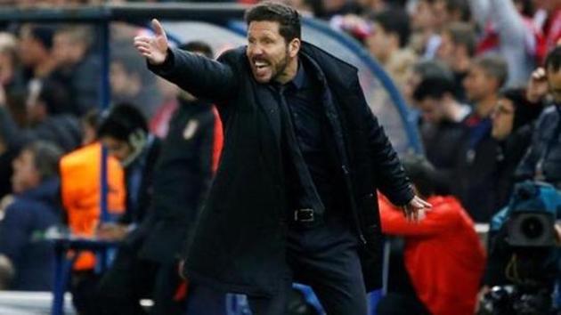 Atletico Madrid coach Diego Simeone is aiming for his first la Liga win against Barcelona.(Reuters)
