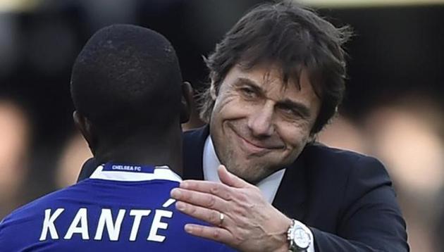 Chelsea FC manager Antonio Conte and N'Golo Kante celebrate after beating Southampton in Premier League. (REUTERS) Chelsea FC manager Antonio Conte and N'Golo Kante celebrate after beating Southampton in Premier League. (REUTERS)