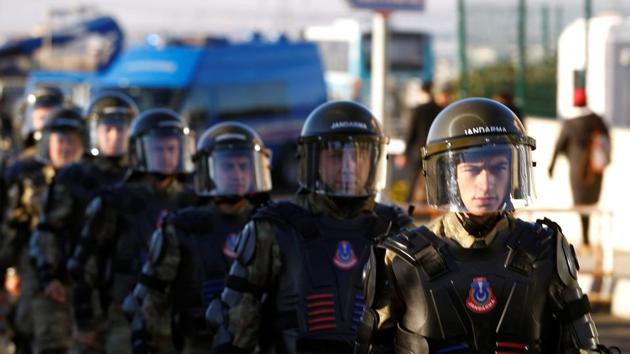 Turkish soldiers walk outside the Silivri Prison and Courthouse complex during the first trial related to Turkey's failed coup, in Istanbul, Turkey, December 27, 2016. Thousands of people in Turkey have been arrested over their suspected links to Fethullah Gulen’s movement which the Erdogan government has accused of orchestrating the coup in July, 2016. (Reuters) Turkish soldiers walk outside the Silivri Prison and Courthouse complex during the first trial related to Turkey's failed coup, in Istanbul, Turkey, December 27, 2016. Thousands of people in Turkey have been arrested over their suspected links to Fethullah Gulen’s movement which the Erdogan government has accused of orchestrating the coup in July, 2016. (Reuters)