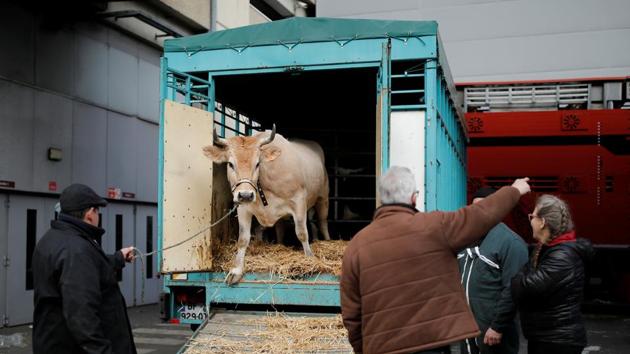 The Paris Farm Show runs from February 25 to March 5, 2017. (/Benoit Tessier / REUTERS)