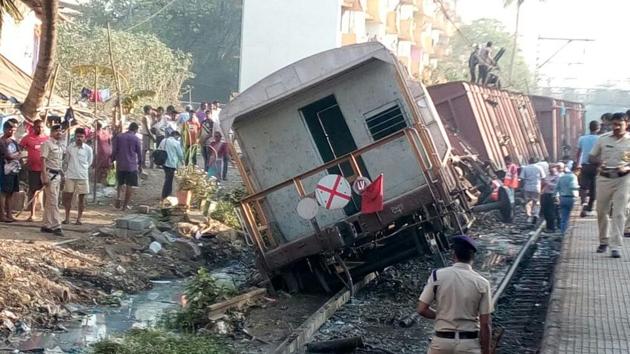 Three of the train’s wagons, along with a brake van, were derailed at 4.15 am. (HT Photo) Three of the train’s wagons, along with a brake van, were derailed at 4.15 am. (HT Photo)