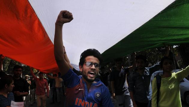 ABV) members take out a ‘Tiranga March (march with the national flag)’ from Rajmas College, in New Delhi on Monday. (Burhaan Kinu/HT PHOTO) ABV) members take out a ‘Tiranga March (march with the national flag)’ from Rajmas College, in New Delhi on Monday. (Burhaan Kinu/HT PHOTO)