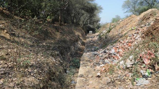 The Wazirabad and Chakkarpur project where the natural drain has been concreted. (Parveen Kumar/HT Photo) The Wazirabad and Chakkarpur project where the natural drain has been concreted. (Parveen Kumar/HT Photo)