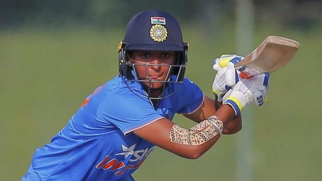 India women’s cricketer Harmanpreet Kaur scored a run-a-ball 41 against South Africa in the ICC Women's World Cup Qualifier final in Colombo, Sri Lanka on February 21.(AP)