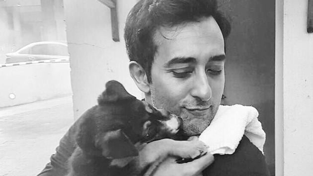Rahul Khanna was att his wittiest best this weekend and it got him a lot of love on social media! Rahul Khanna was att his wittiest best this weekend and it got him a lot of love on social media!
