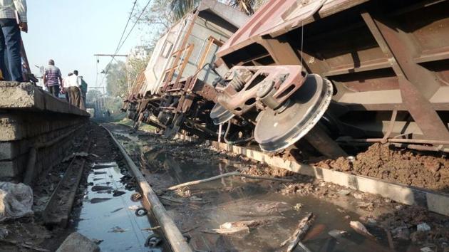 Six additional trains are in service on CST-Andheri/Kurla, Panvel-Vashi/Thane and Kurla-Panvel sections” said a CR spokesperson. (Vijayanand Gupta/ HT Photo)