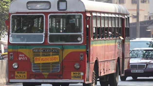 The BEST undertaking, which operates the century-old public transport service, is seeking response from Mumbaiites to its proposal of changing the colour of the buses. (HT File) The BEST undertaking, which operates the century-old public transport service, is seeking response from Mumbaiites to its proposal of changing the colour of the buses. (HT File)