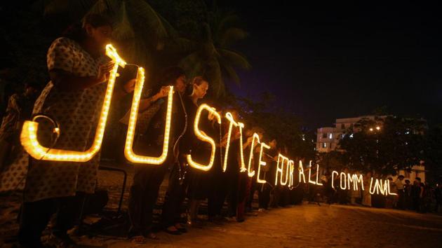 NGO protesting for justice being denied to the 2002 Gujarat riot victims at Girgaon chowpaty . (Hemant Padalkar / HT FILE PHOTO)