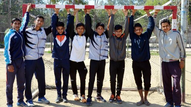 Handball players from Hisar, Haryana, at Guru Nanak Stadium in Ludhiana on Sunday. (HT Photo) Handball players from Hisar, Haryana, at Guru Nanak Stadium in Ludhiana on Sunday. (HT Photo)