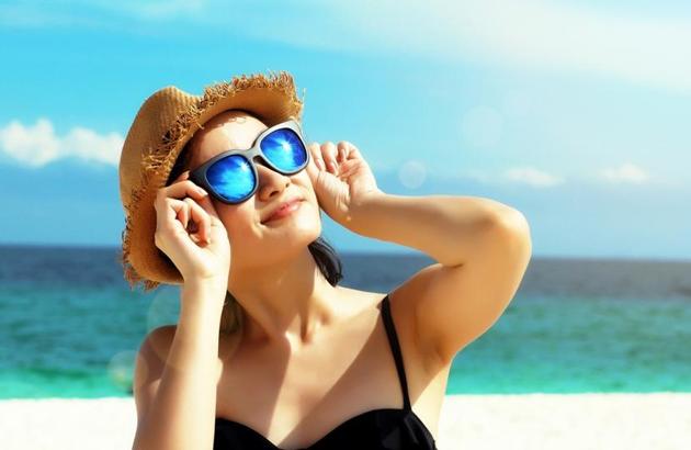 Younger people (those aged between 18 to 29 years) are 15.3 times more likely to get sunburnt than people of all other age groups. (Shutterstock) Younger people (those aged between 18 to 29 years) are 15.3 times more likely to get sunburnt than people of all other age groups. (Shutterstock)