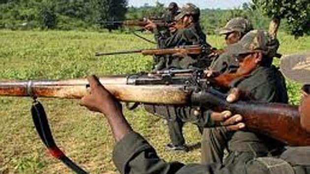 File picture of a Maoist squad. The rebels have virtually vanished from Bengal.(HT Photo)