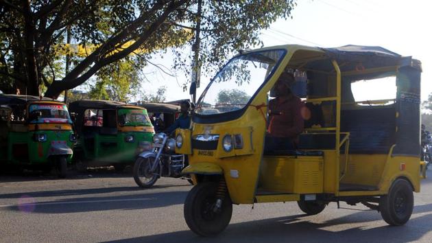 Auto rickshaw and e rickshaw ferrying in the city a day before their strike in Ranchi. (Parwaz Khan: HT Photo) Auto rickshaw and e rickshaw ferrying in the city a day before their strike in Ranchi. (Parwaz Khan: HT Photo)
