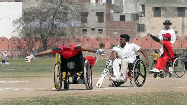 Punjab’s Rohit Anhotra, the only century scorer from India, said “Most of the players can’t afford the sports wheelchair that costs between 24-35,000 Rupees and drive the riskier and slower patients’ wheelchair.”