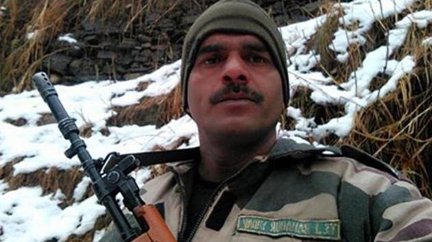 BSF trooper Tej Bahadur Yadav’s self-shot videos about bad quality food served to jawans had gone viral. (Facebook/Tej Bahadur Yadav) BSF trooper Tej Bahadur Yadav’s self-shot videos about bad quality food served to jawans had gone viral. (Facebook/Tej Bahadur Yadav)