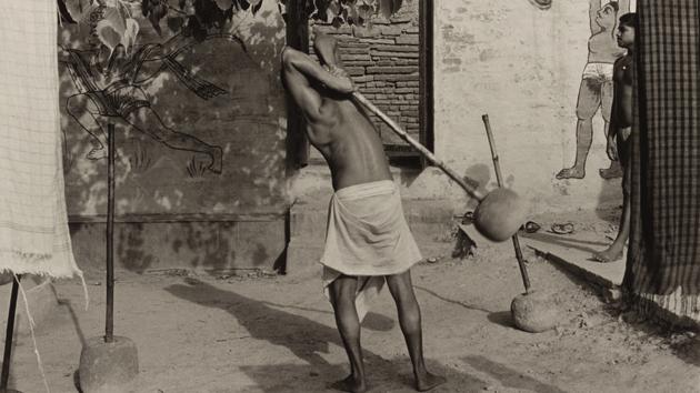 Benares, India, 1969-1971 (Photo courtesy: David M. Rubenstein Rare Book & Manuscript Library at Duke University)