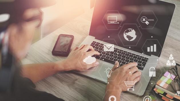 Each extra hour of sitting from five hours a day, increased the levels of bad cholesterol (LDL) and decreased good cholesterol. (Shutterstock) Each extra hour of sitting from five hours a day, increased the levels of bad cholesterol (LDL) and decreased good cholesterol. (Shutterstock)