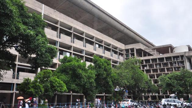 The Punjab and Haryana high court quashed the out-of-turn promotions given to Rajbir Singh over seven years. (HT file photo) The Punjab and Haryana high court quashed the out-of-turn promotions given to Rajbir Singh over seven years. (HT file photo)