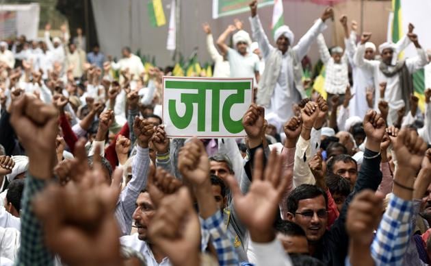 Thousands of Jat protesters gathered at Jantar Mantar during one day dharma demanding reservation in jobs and educational institutions, in New Delhi. (Sonu Mehta/HT PHOTO) Thousands of Jat protesters gathered at Jantar Mantar during one day dharma demanding reservation in jobs and educational institutions, in New Delhi. (Sonu Mehta/HT PHOTO)