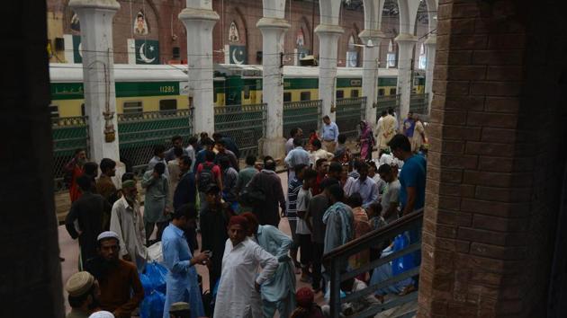 In 2015, the World Bank estimated Pakistan’s population at 188.9 million but the country still uses the official 1998 figure of 134.7 million. (AFP File Photo) In 2015, the World Bank estimated Pakistan’s population at 188.9 million but the country still uses the official 1998 figure of 134.7 million. (AFP File Photo)