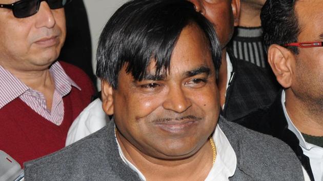 Gayatri Prasad Prajapati apparently apprehends that his own guards may reveal his location and has given them the slip.(HT File)