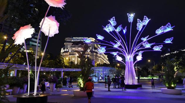 The light-art installation by Tilt of France titled ‘The Colourful garden of Light’ are displayed during media preview for the iLight Marina Bay festival . (ROSLAN RAHMAN / AFP)