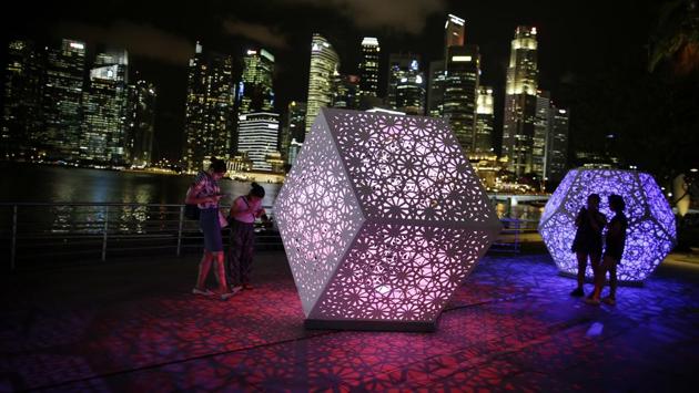 Light installation titled ‘Hybycozo’ by artists Yelena Filipchuk and Serge Beaulieu of the United States and Canada . (Wong Maye-E / AP)
