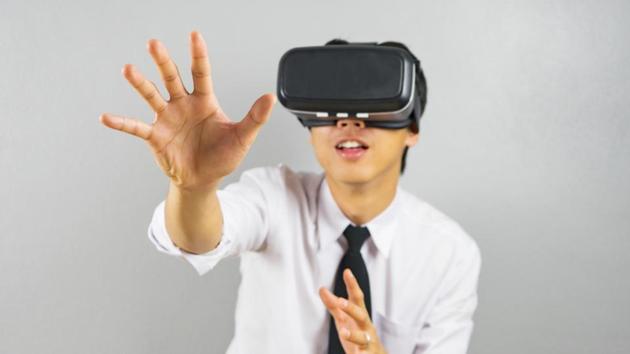 Using virtual reality headsets, exposure therapy can easily be provided from the safety of a health professional’s consulting room.(Shutterstock)