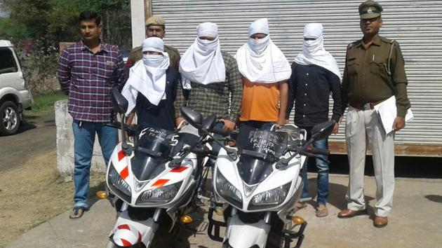 Two stolen motorcycles were recovered from the arrested men, police said. (HT Photo) Two stolen motorcycles were recovered from the arrested men, police said. (HT Photo)