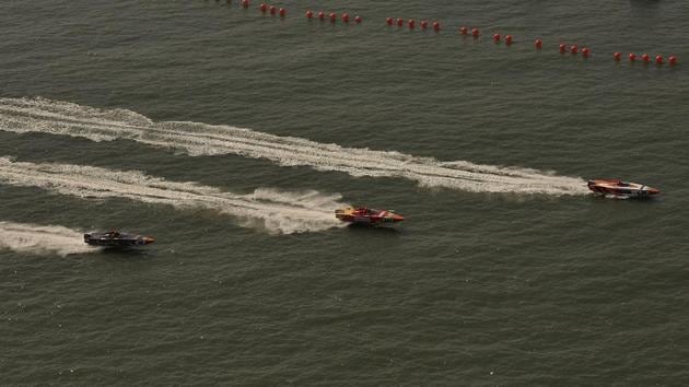 Panther boats race off the Mumbai coast. The race exists in certain pockets of the world, but its format in Mumbai aims at giving the sport a structured shape. (Arijit Sen/HT Photo) 