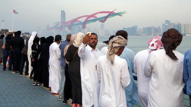 A choreographed military exercise in the capital of the United Arab Emirates drew hundreds of cellphone-filming onlookers Thursday - but they weren’t the only intended audience for the re-enactment of a hostage rescue. (Nezar Balout/AFP) A choreographed military exercise in the capital of the United Arab Emirates drew hundreds of cellphone-filming onlookers Thursday - but they weren’t the only intended audience for the re-enactment of a hostage rescue. (Nezar Balout/AFP)