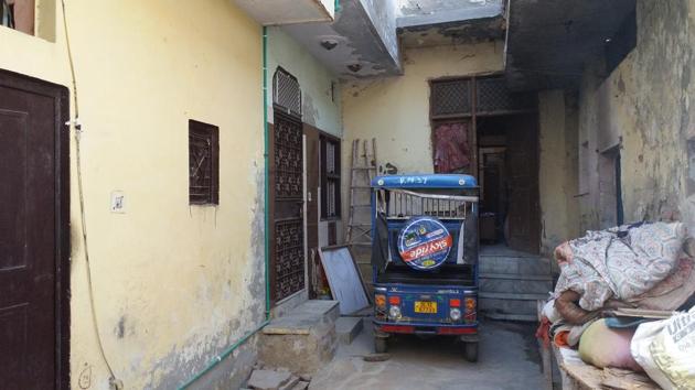 A 75-year-old retired government employee has been allegedly beaten to death by his alcoholic son for not filling up the water tank at their residence in Bindapur in southwest Delhi. A 75-year-old retired government employee has been allegedly beaten to death by his alcoholic son for not filling up the water tank at their residence in Bindapur in southwest Delhi.