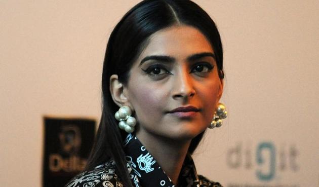 Sonam Kapoor pointed out that she had also commented on several pertinent issues at the event but that had been ignored by the media who couldn’t see beyond her dress.(AFP)
