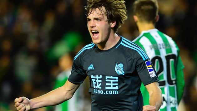 Real Sociedad's forward Jon Bautista celebrates after scoring against Real Betis the Benito Villamarin stadium in Sevilla on Friday. (AFP) Real Sociedad's forward Jon Bautista celebrates after scoring against Real Betis the Benito Villamarin stadium in Sevilla on Friday. (AFP)