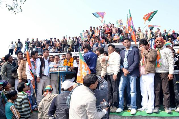 BJP leaders at the poll campaign in Khatima. (HT Photo) BJP leaders at the poll campaign in Khatima. (HT Photo)