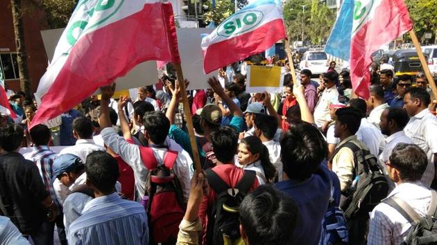 Students protest at Kalina campus on Saturday.(HT)