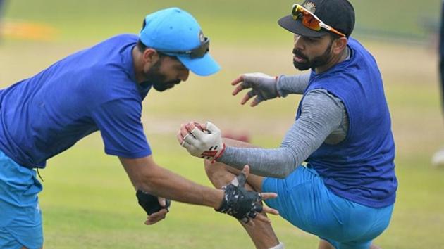 Virat Kohli-led India cricket team’s poor close-in fielding has been exposed in the first Test in Pune and during Day 1 of the 2nd Test in Bangalore against Australia cricket team.(Getty Images)