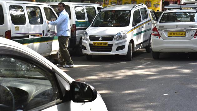 Addressing the commuters’ top woe of surge pricing — where demand and supply dictate the fares — the government has decided to fix the upper and lower fare limits.(Sushil Kumar/HT Photo)