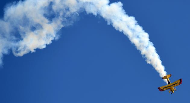 Paul Bennet in his Wolf Pitts S2S performs during the Australian International Airshow in Melbourne. (MAL FAIRCLOUGH / AFP) Paul Bennet in his Wolf Pitts S2S performs during the Australian International Airshow in Melbourne. (MAL FAIRCLOUGH / AFP)
