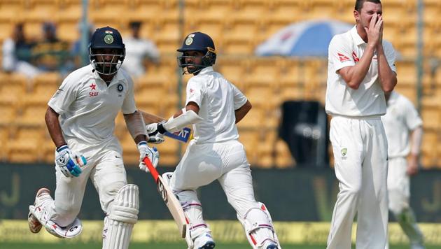 Cheteshwar Pujara and Ajinkya Rahane shared a 93-run stand on Day 3 of the India vs Australia second Test in Bangalore on Monday.(REUTERS)