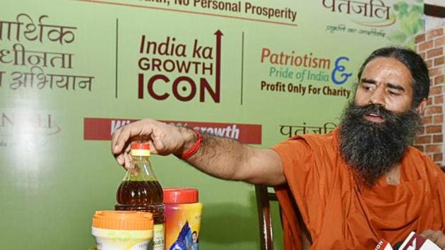Yog guru Ramdev showing Patanjali products at a press conference in New Delhi. Many of the company’s products are now getting negative feedback from consumers and retailers (HT File Photo) Yog guru Ramdev showing Patanjali products at a press conference in New Delhi. Many of the company’s products are now getting negative feedback from consumers and retailers (HT File Photo)