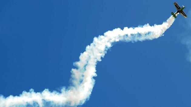 Jurgis Kairys in his Sukhoi Su-31 performs aerobatic maneuvers during the Australian International Airshow in Melbourne. (MAL FAIRCLOUGH / AFP) Jurgis Kairys in his Sukhoi Su-31 performs aerobatic maneuvers during the Australian International Airshow in Melbourne. (MAL FAIRCLOUGH / AFP)