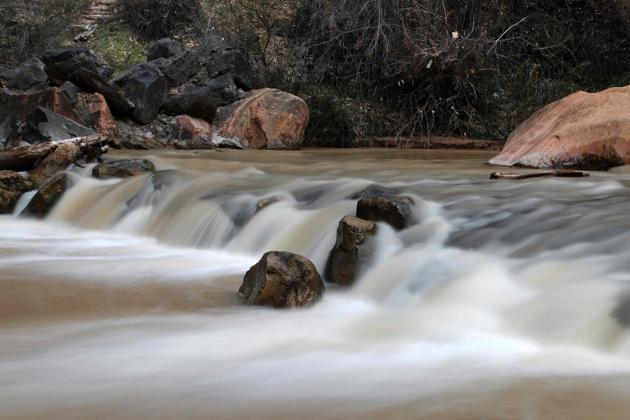Streams in the area take rectangular paths as they follow jointing planes in the rocks. (RHONA WISE / AFP) Streams in the area take rectangular paths as they follow jointing planes in the rocks. (RHONA WISE / AFP)