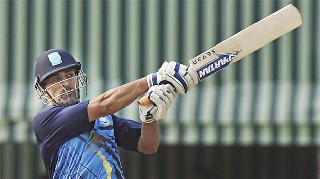 Jharkhand Captain MS Dhoni in action during the Vijay Hazare Trophy match against Jammu and Kashmir.(PTI)